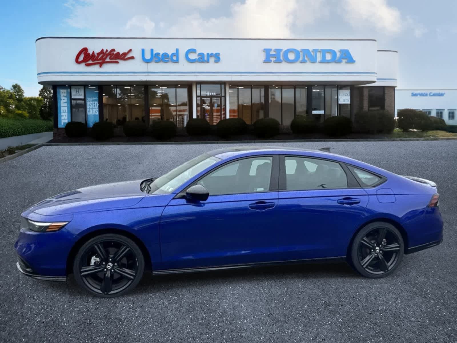 Used 2023 Honda Accord Sport image 2