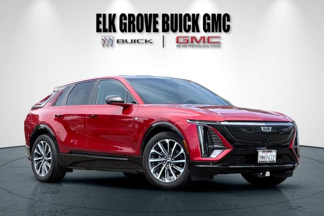 Used 2024 Cadillac Lyriq Sport RWD image 2