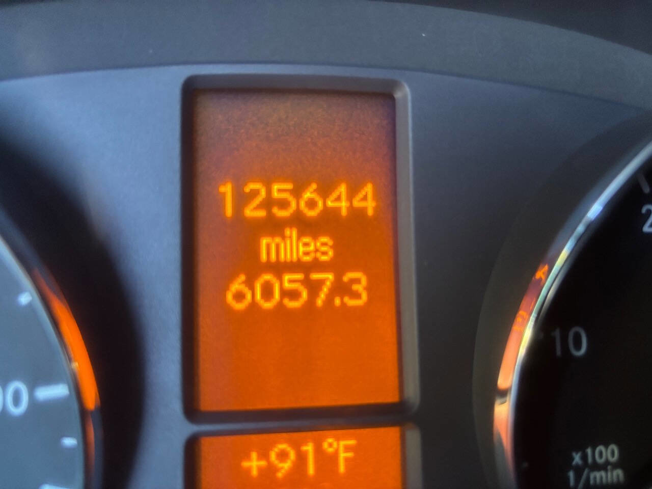 Used 2016 Mercedes-Benz Sprinter 2500 image 20