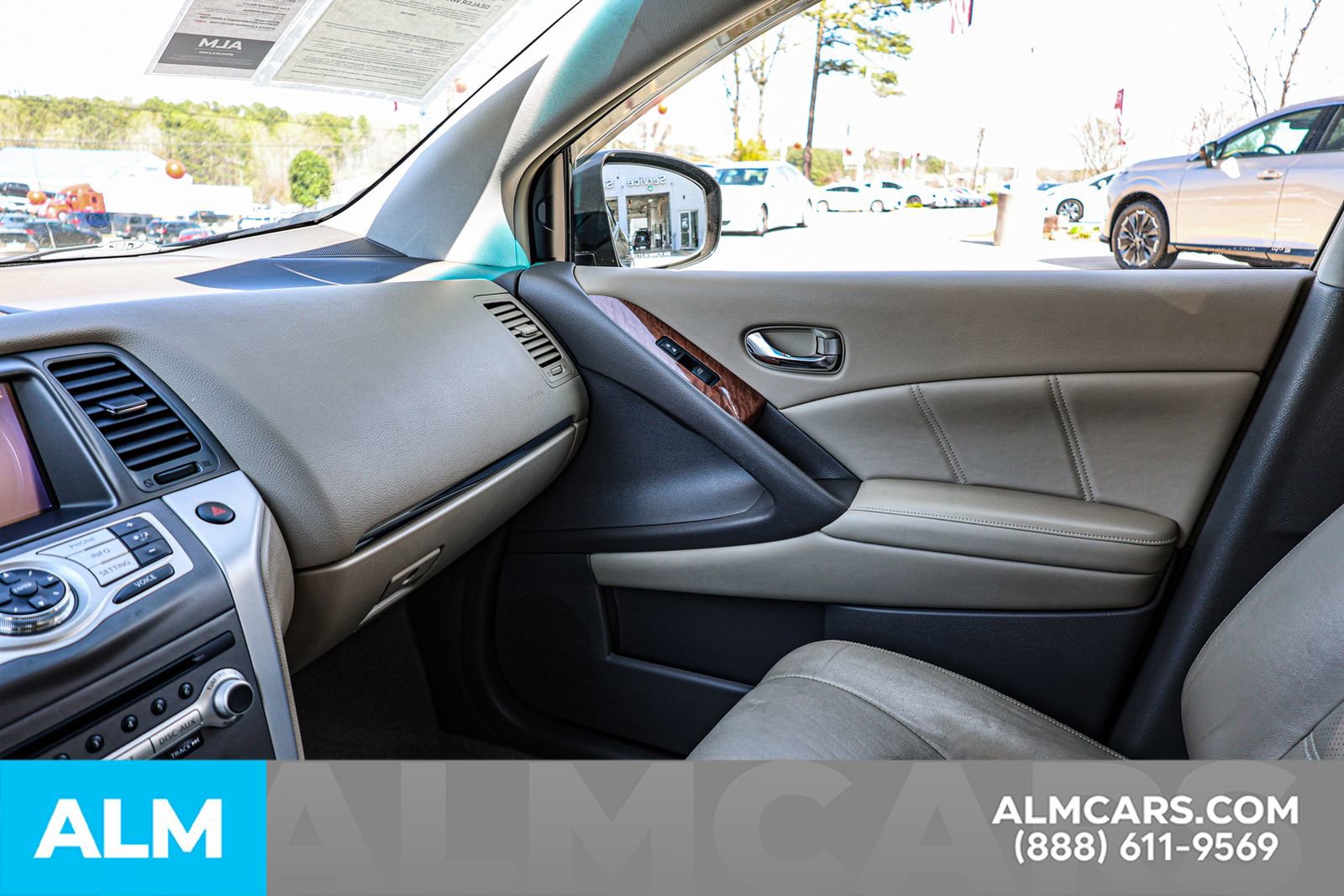 Used 2014 Nissan Murano LE w/ Platinum Edition Package image 36