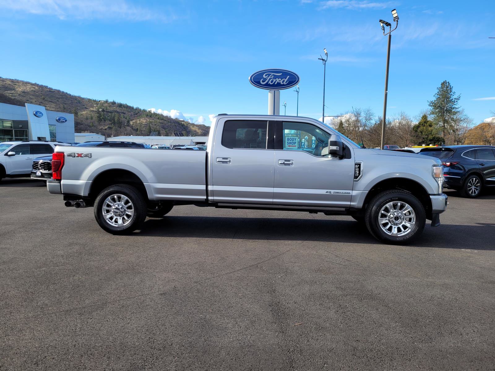 Used 2022 Ford F250 Limited image 4