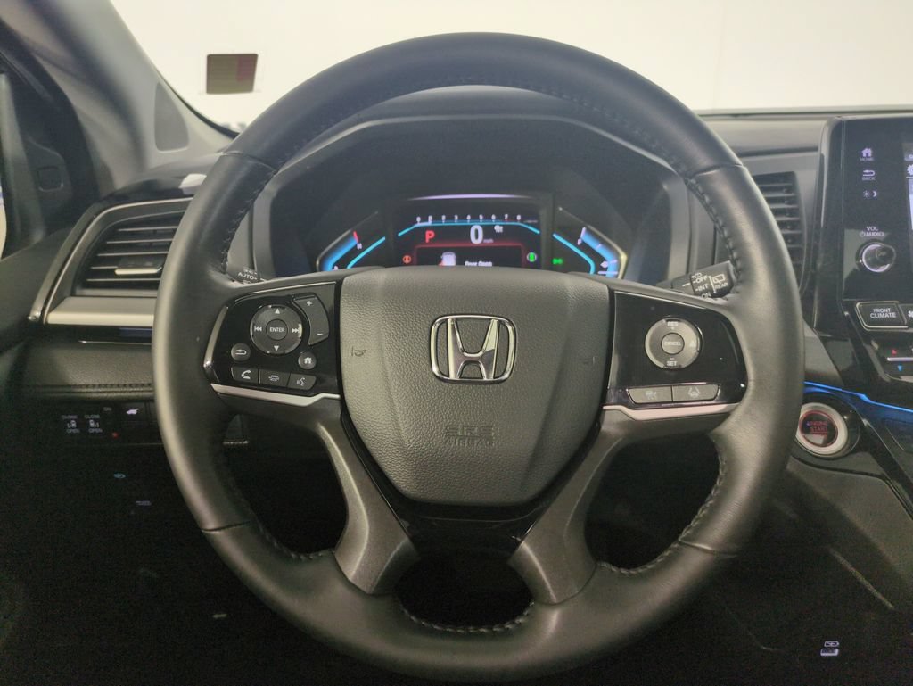 Certified 2024 Honda Odyssey Touring image 18