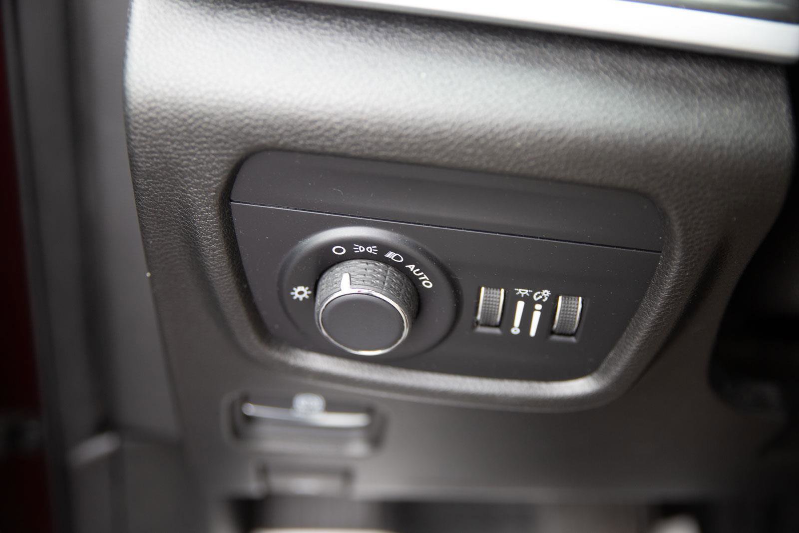 Used 2024 Jeep Grand Cherokee Altitude AWD/4WD image 18