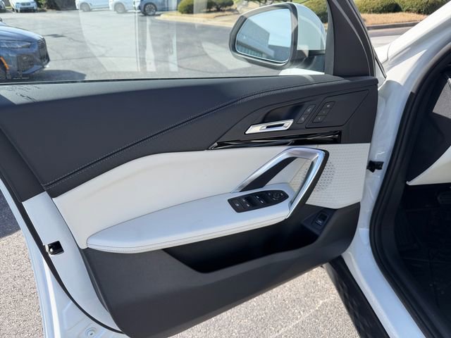 New 2026 BMW X2 xDrive28i w/ Convenience Package image 14