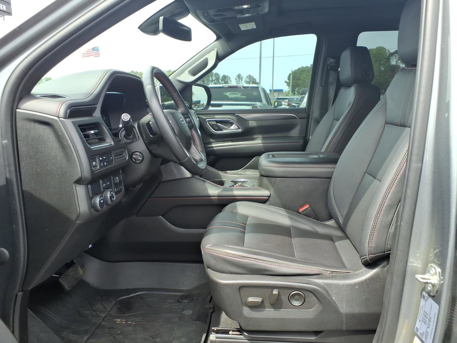 Used 2022 Chevrolet Tahoe RST w/ Luxury Package image 19