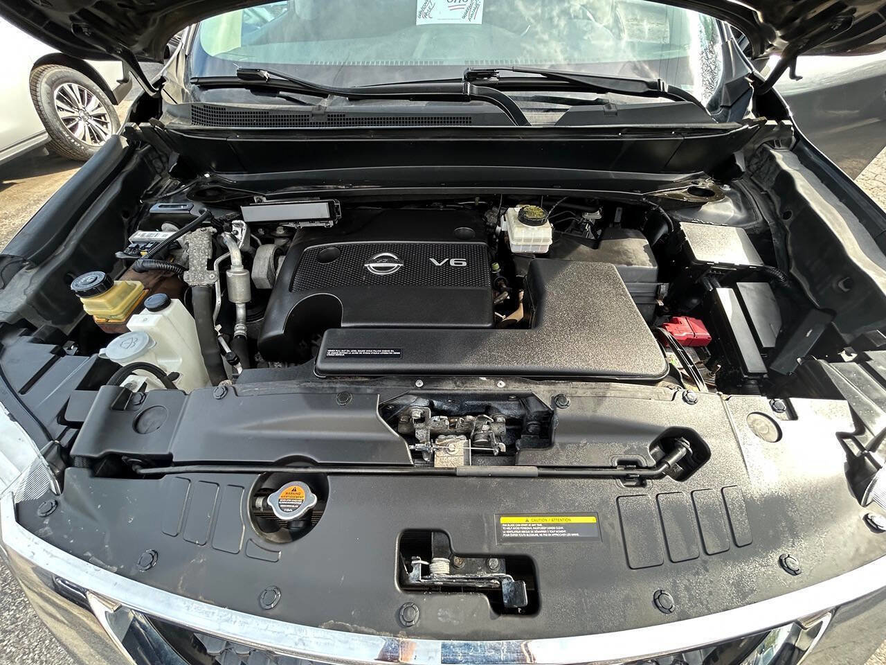 Used 2016 Nissan Pathfinder SV w/ Cargo Package image 16