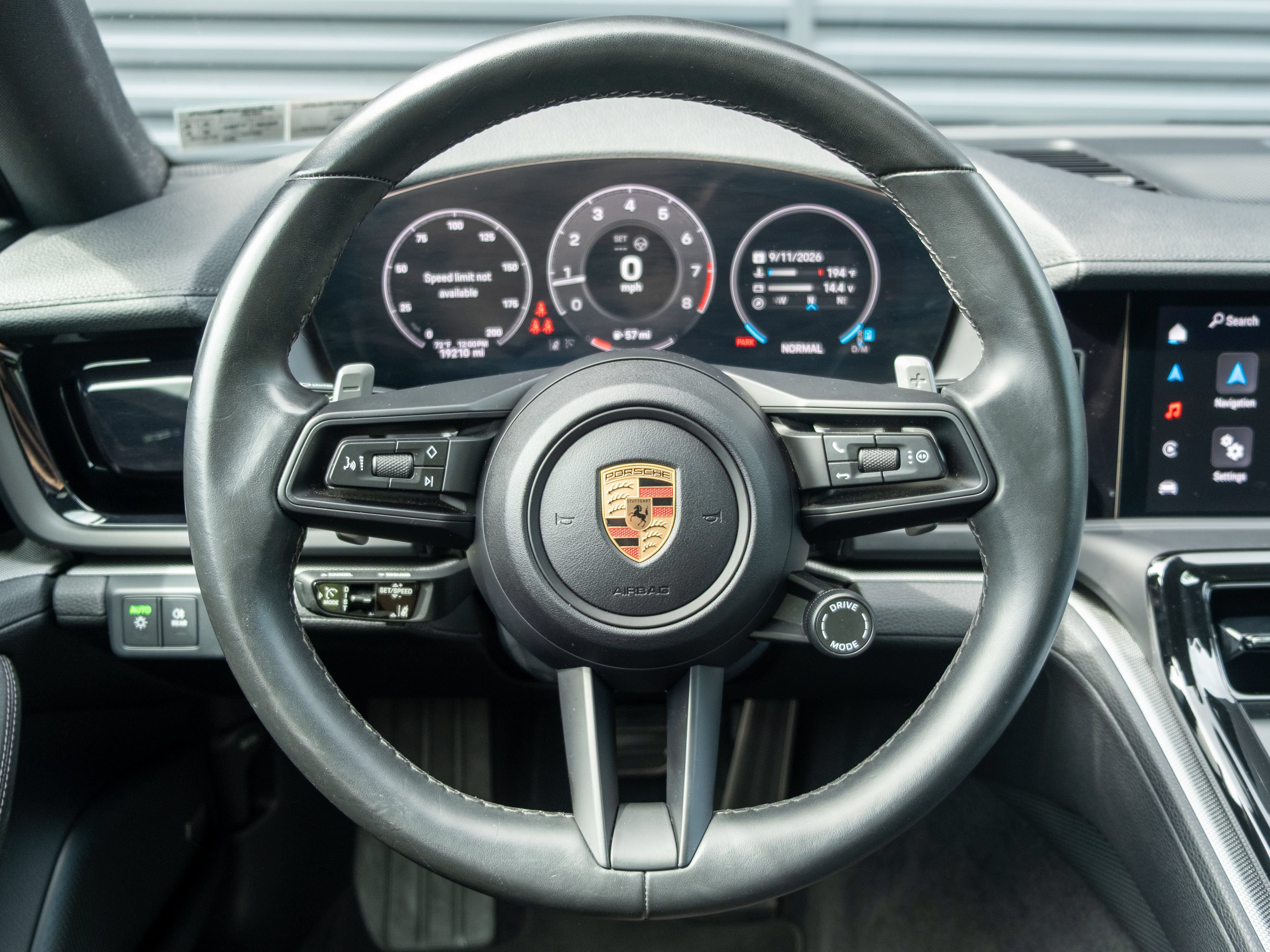 Certified 2025 Porsche Panamera 4 w/ Premium Package AWD/4WD image 22