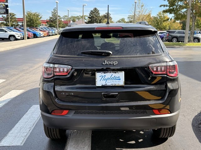 New 2026 Jeep Compass Limited image 7