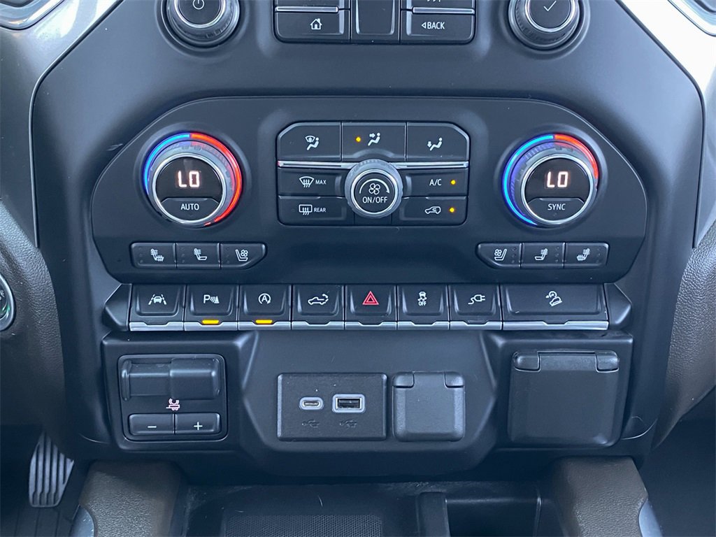 Used 2022 Chevrolet Silverado 1500 LTZ image 35