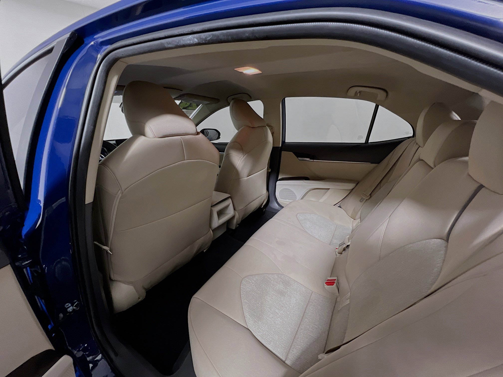 Used 2024 Toyota Camry LE image 29