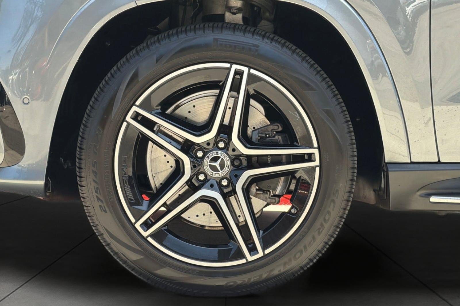 Used 2026 Mercedes-Benz GLS 450 4MATIC image 27