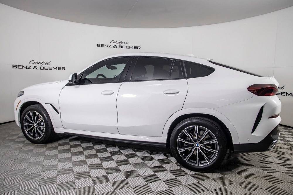 Used 2026 BMW X6 xDrive40i w/ Climate Comfort Package AWD/4WD image 11