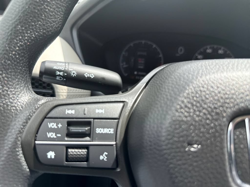 Certified 2025 Honda HR-V LX image 24