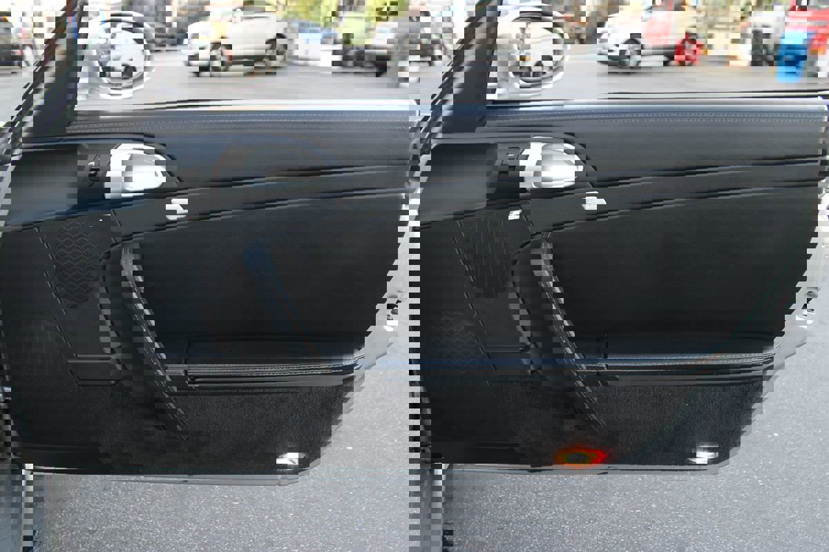 Used 2005 Porsche 911 Carrera image 37