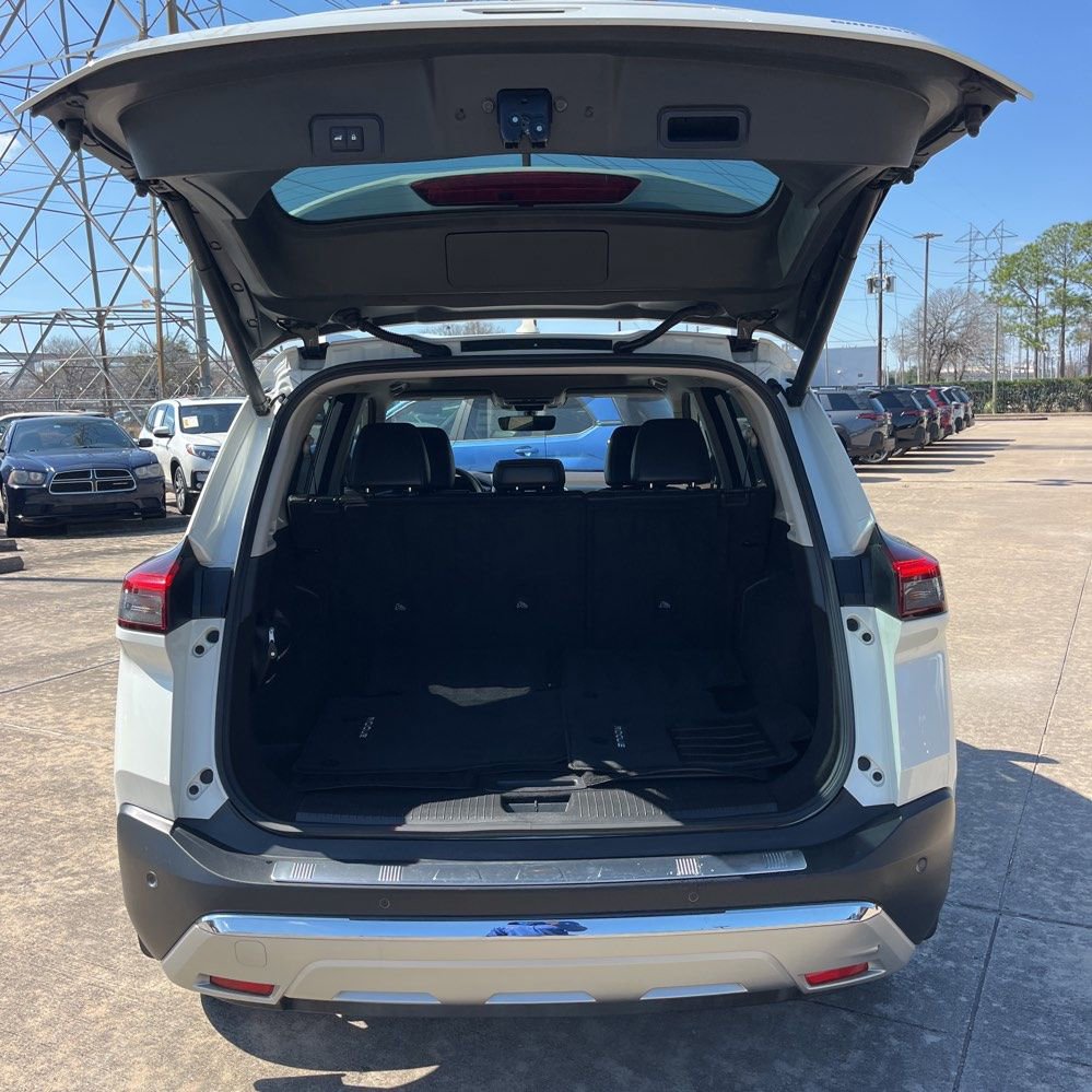 Used 2023 Nissan Rogue Platinum w/ Platinum Premium Package image 18