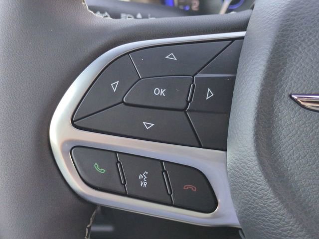 New 2026 Chrysler Pacifica Select FWD image 24