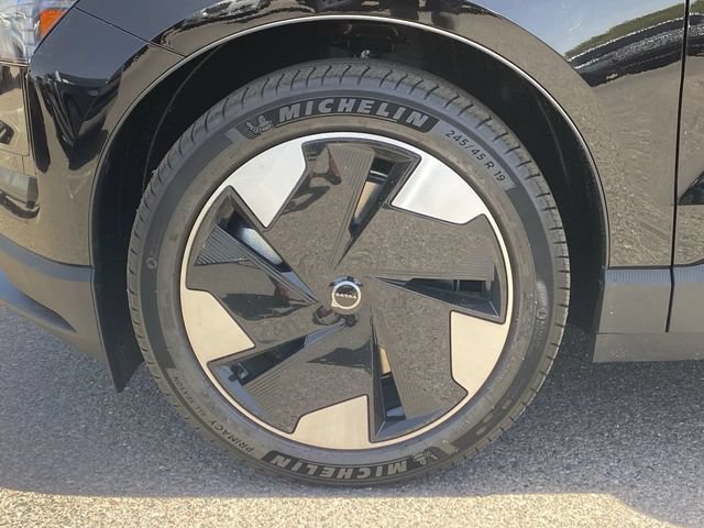 Certified 2025 Volvo EX30 Plus w/ Protection Package Premier AWD/4WD image 10