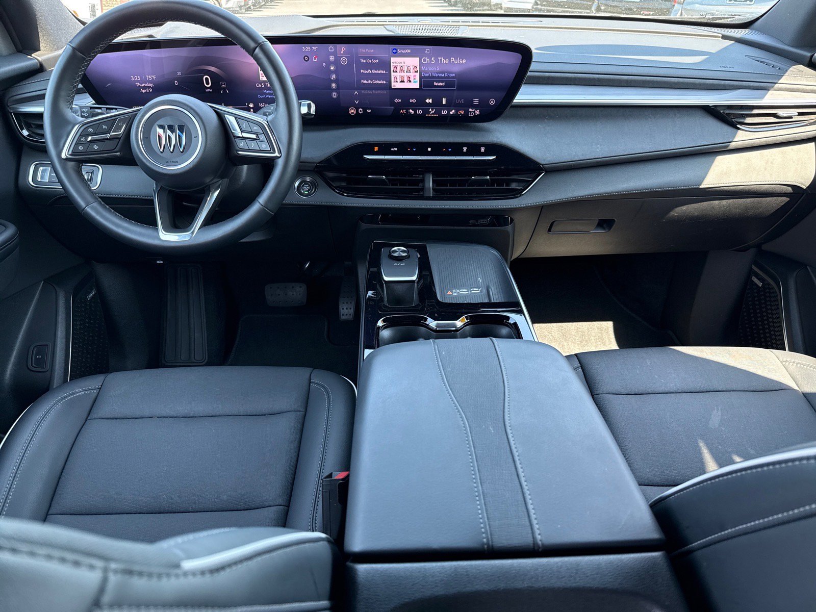 Used 2025 Buick Enclave Preferred image 13