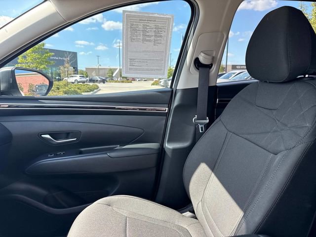 Used 2023 Hyundai Tucson SE image 22