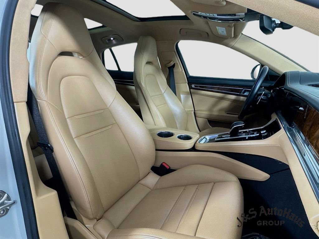 Used 2021 Porsche Panamera 4S AWD/4WD image 36
