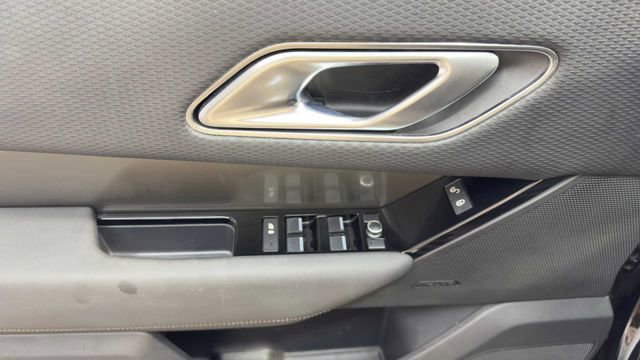 Used 2019 Land Rover Range Rover Velar AWD/4WD image 20