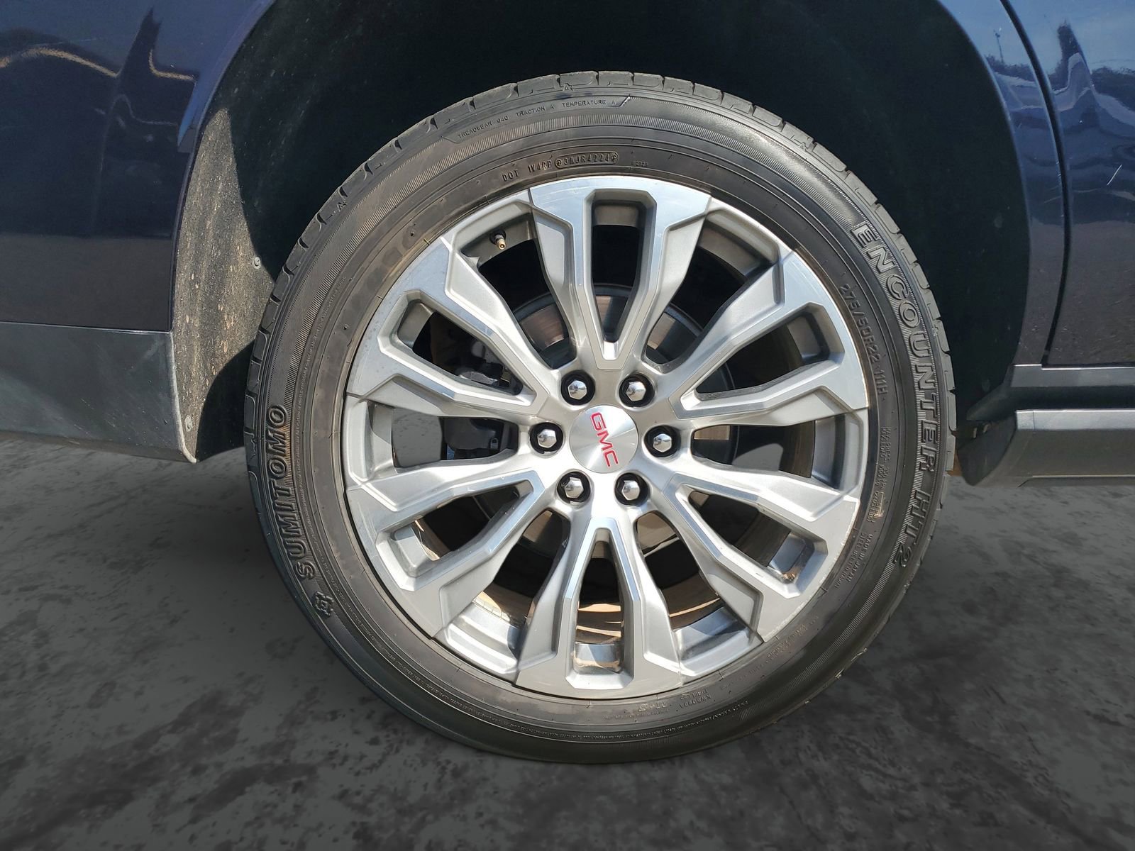 Used 2023 GMC Yukon Denali image 5