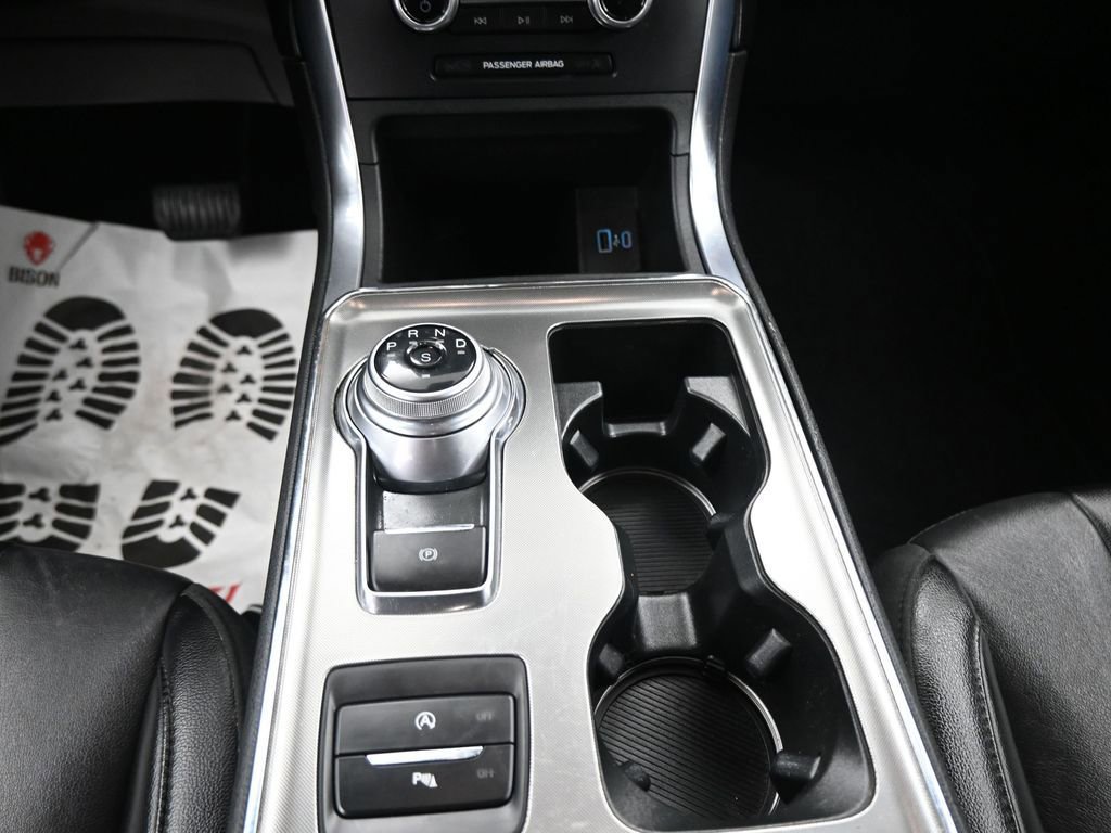 Certified 2022 Ford Edge Titanium image 9