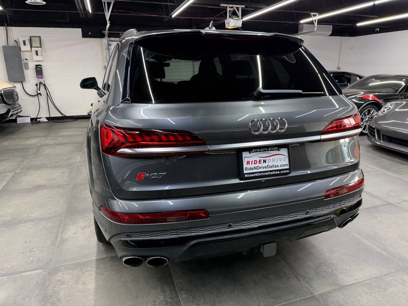 Used 2020 Audi SQ7 Prestige w/ Prestige Package image 5