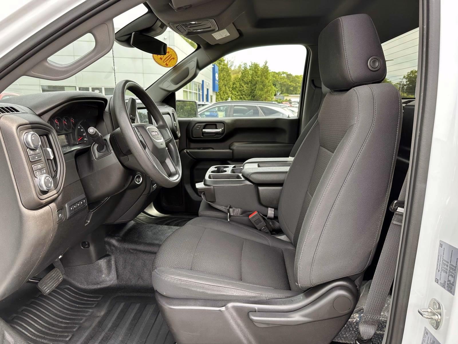 Used 2024 GMC Sierra 3500 Pro w/ Convenience Package AWD/4WD image 11