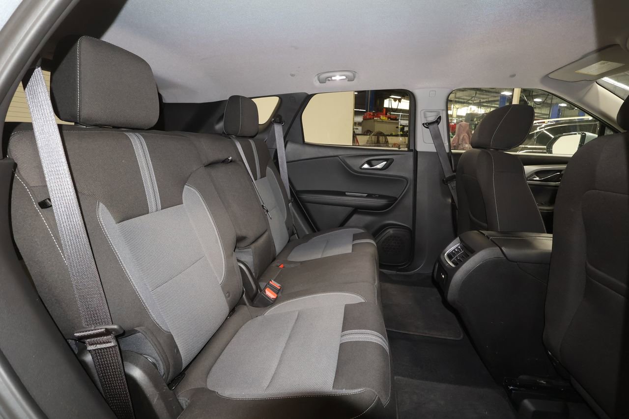 Certified 2025 Chevrolet Blazer LT image 25