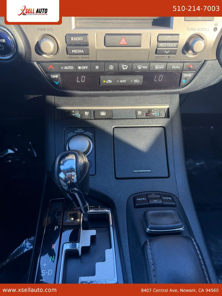 Used 2015 Lexus ES 300h w/ Navigation System Package FWD image 16