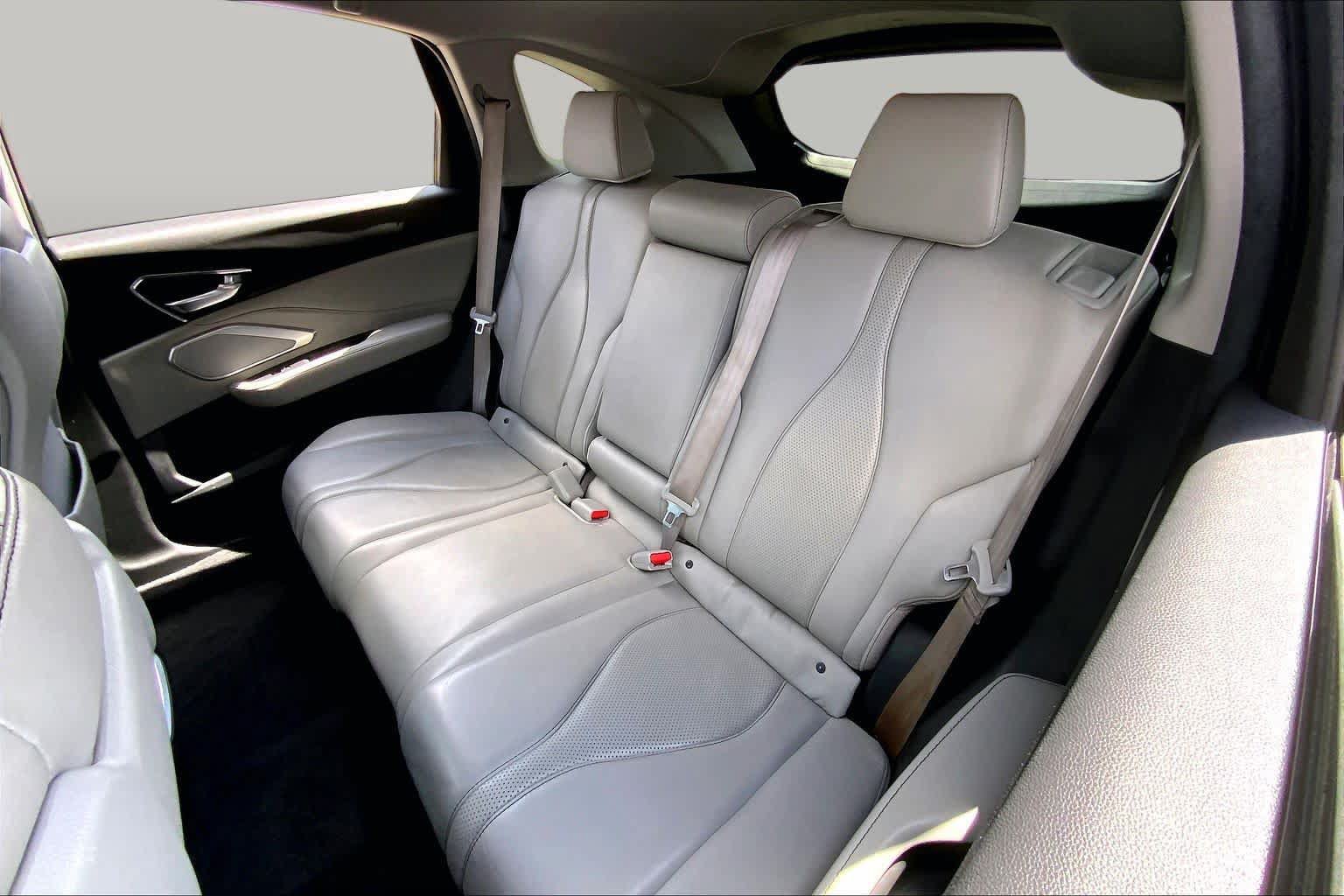 Used 2024 Acura RDX w/ Technology Package AWD/4WD image 19