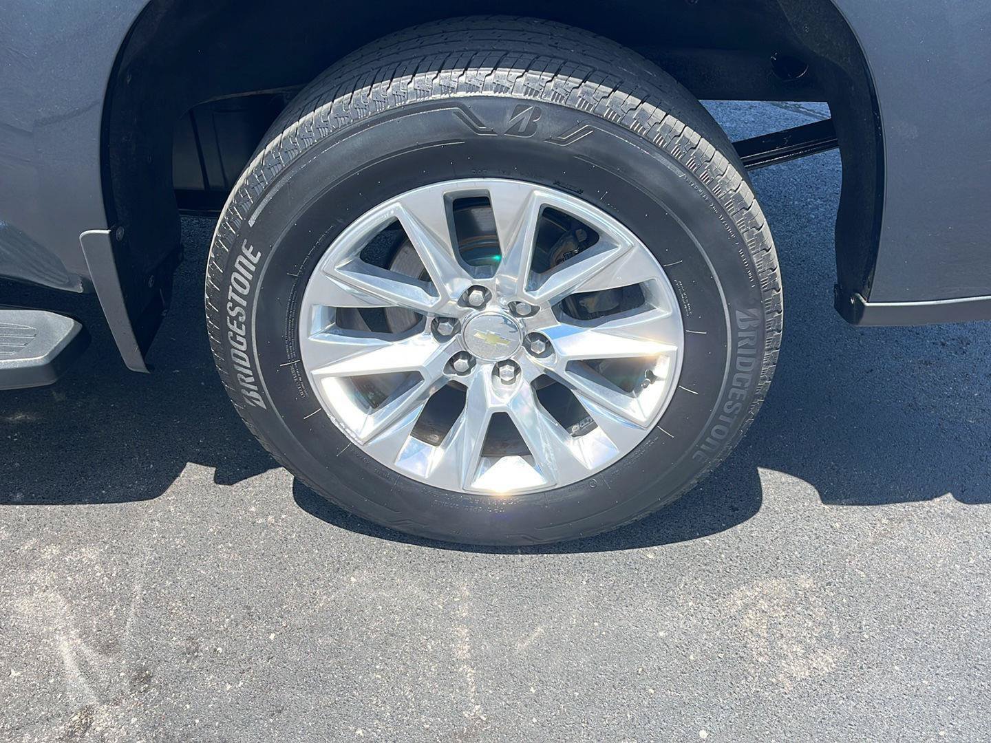Used 2019 Chevrolet Silverado 1500 LTZ w/ LTZ Plus Package AWD/4WD image 34