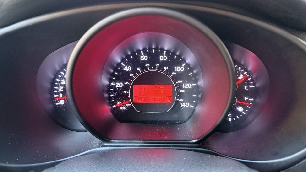 Used 2015 Kia Soul FWD image 15