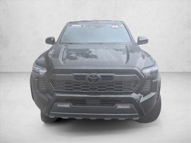 Used 2025 Toyota Tacoma TRD Off-Road AWD/4WD image 2