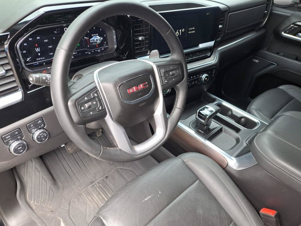 Used 2023 GMC Sierra 1500 SLT w/ SLT Premium Package AWD/4WD image 10