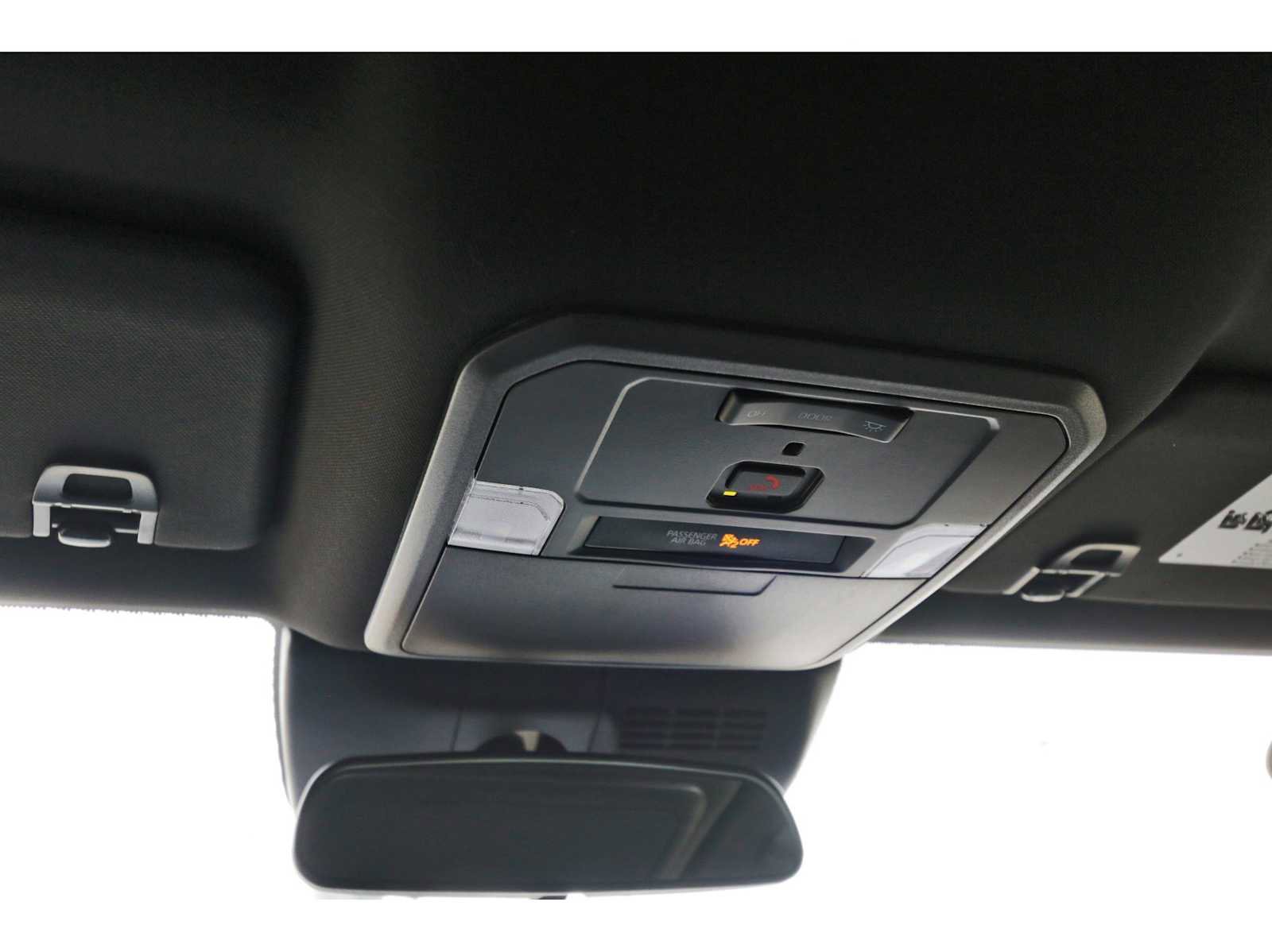 Used 2025 Toyota Tacoma SR image 21