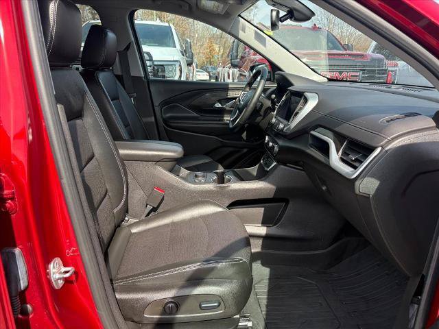 Used 2023 GMC Terrain SLT w/ LPO, Floor Liner Package AWD/4WD image 7
