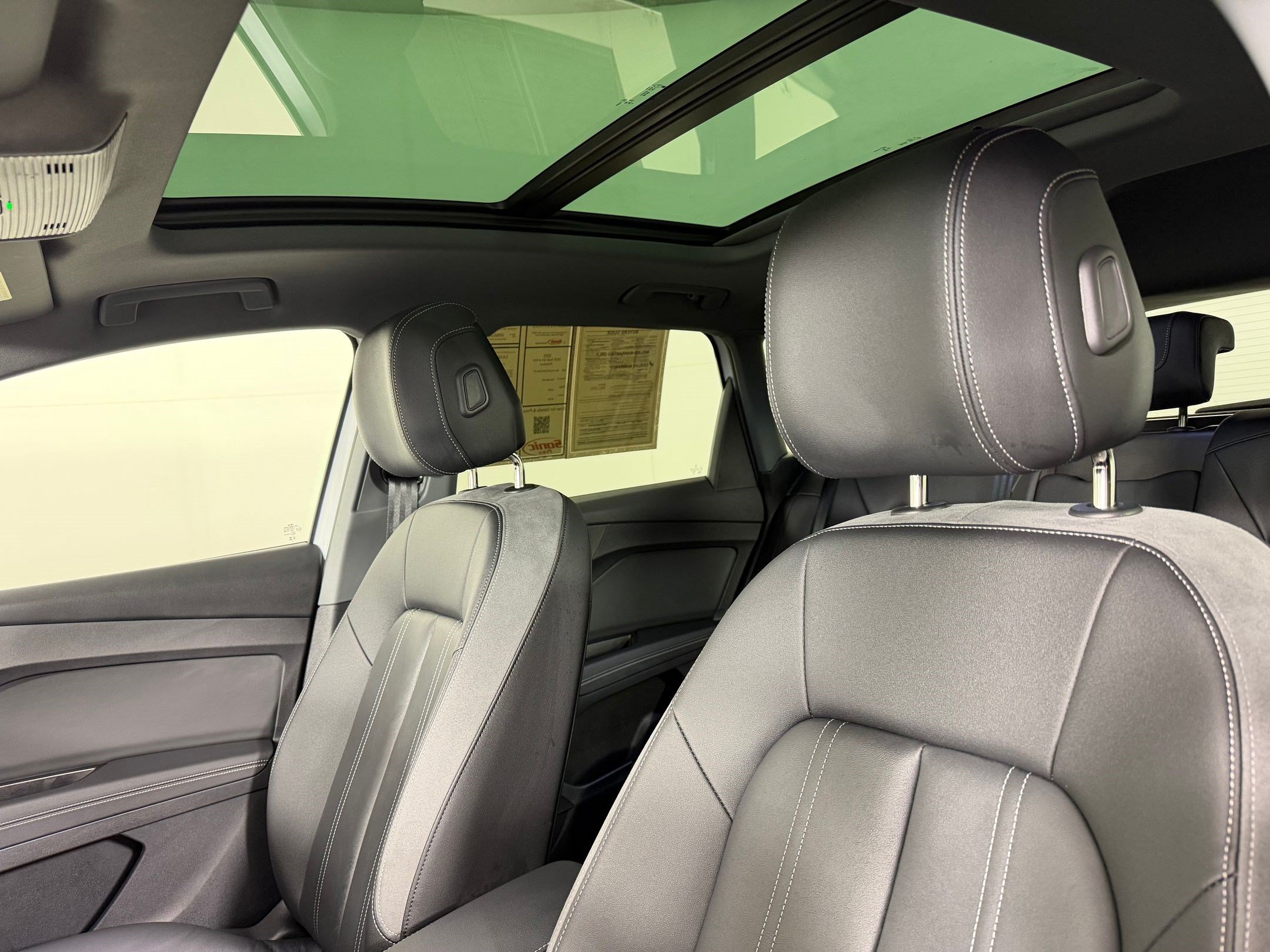 Used 2025 Audi Q4 e-tron Premium w/ Convenience Package AWD/4WD image 16