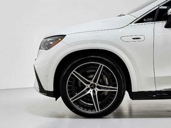 Used 2024 Mercedes-Benz EQE AMG 4MATIC SUV image 17