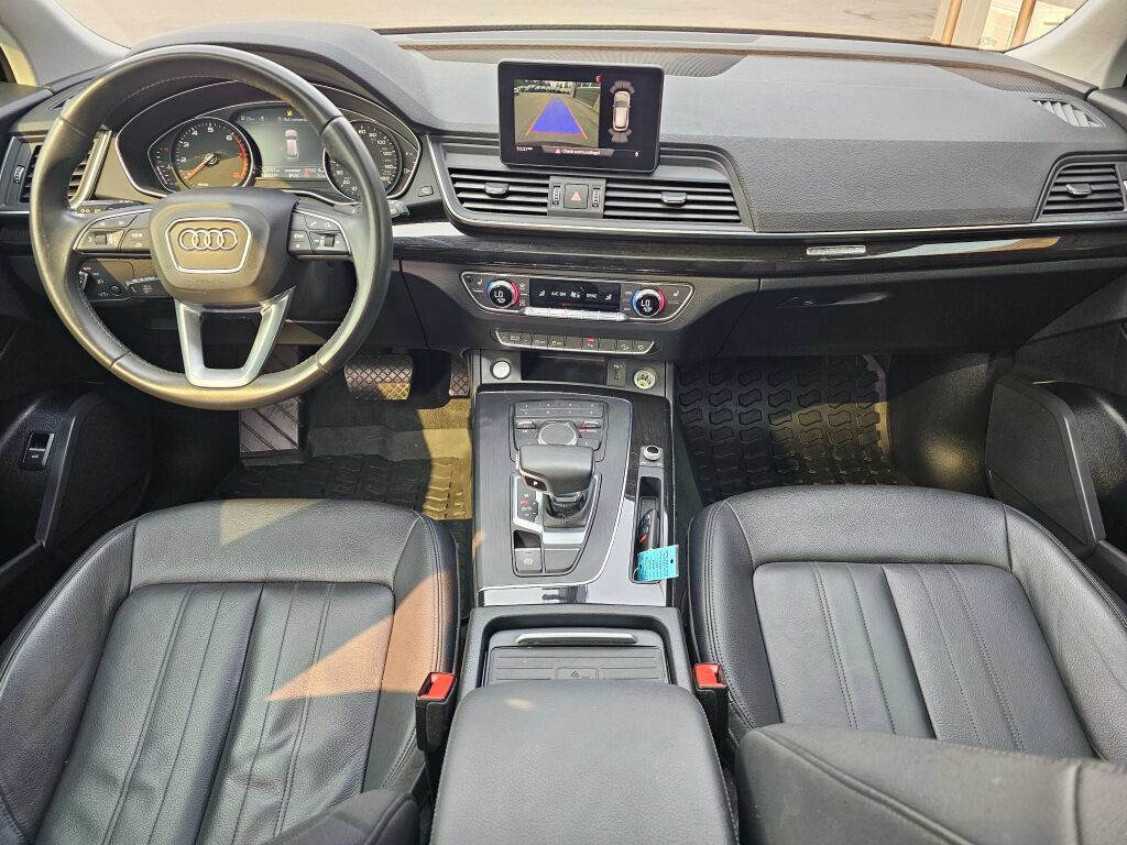Used 2020 Audi Q5 2.0T Premium w/ Convenience Package AWD/4WD image 20
