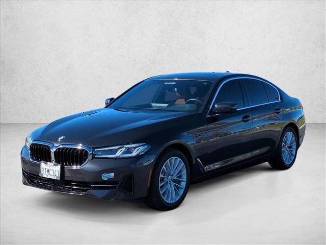 Used 2021 BMW 530e image 1