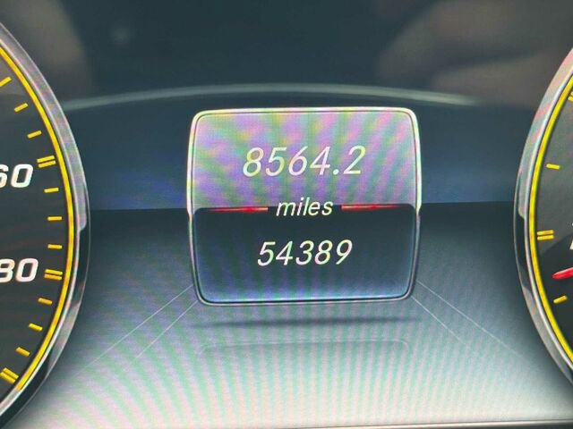 Used 2018 Mercedes-Benz E 63 AMG S image 33