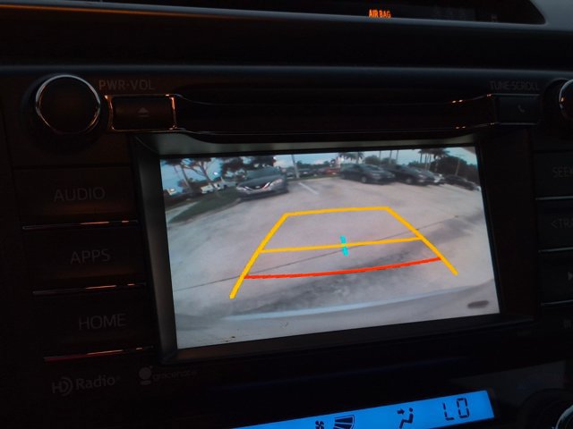 Used 2018 Toyota RAV4 XLE FWD image 18
