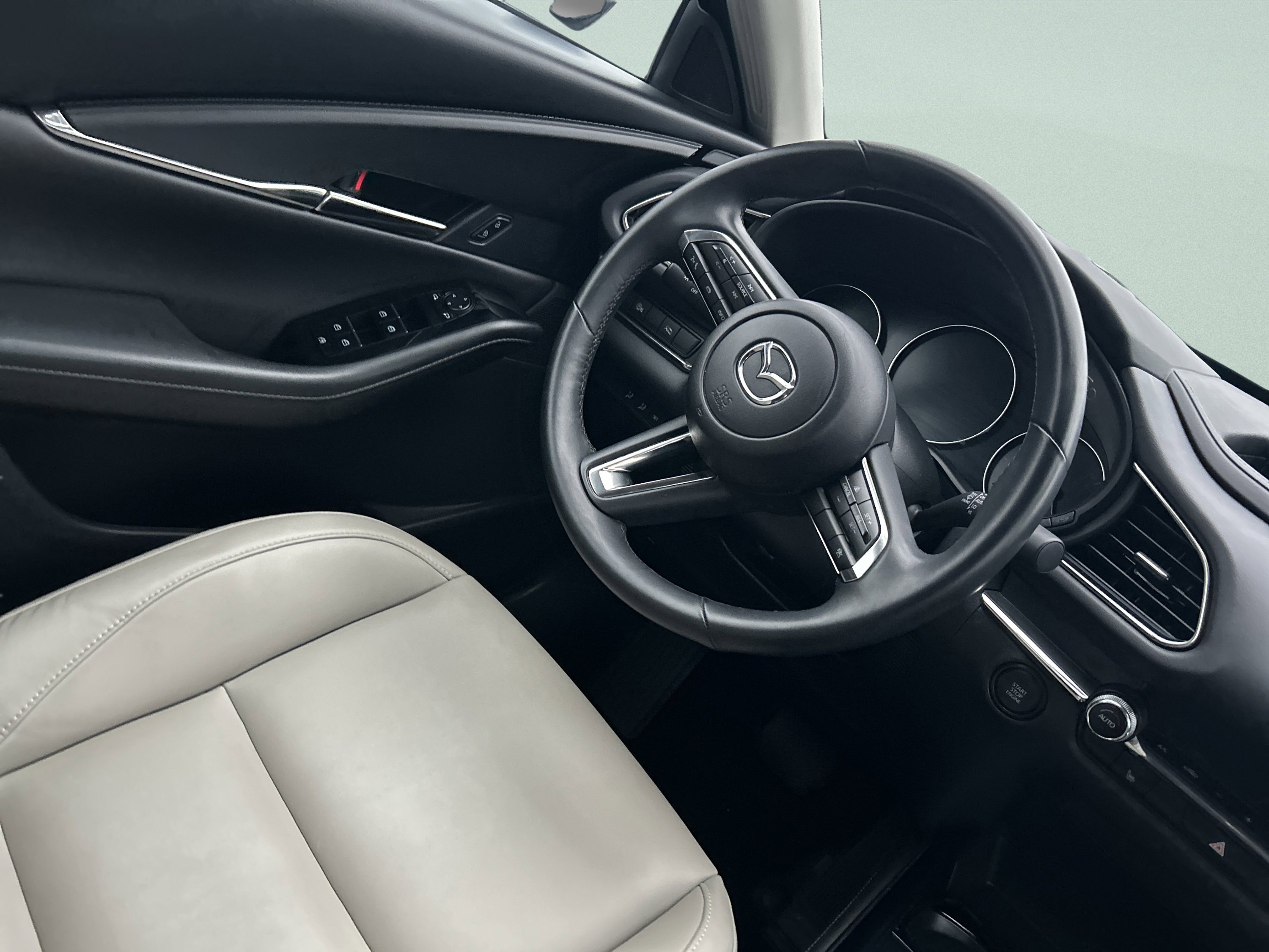 Used 2025 MAZDA CX-30 AWD 2.5 S w/ Preferred Package image 21