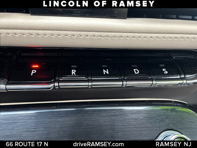 Used 2022 Lincoln Nautilus Reserve AWD/4WD image 21