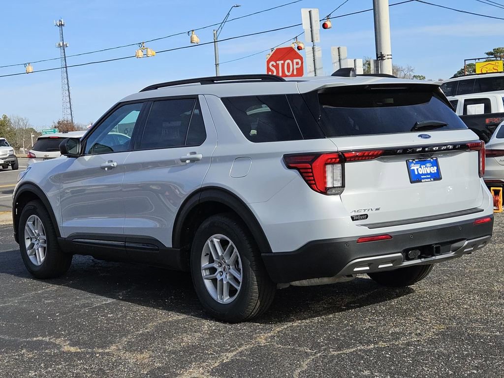 New 2026 Ford Explorer Active w/ Active Comfort Package image 7