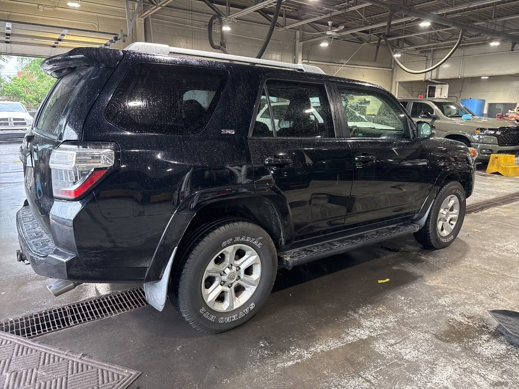 Used 2016 Toyota 4Runner SR5 AWD/4WD image 6
