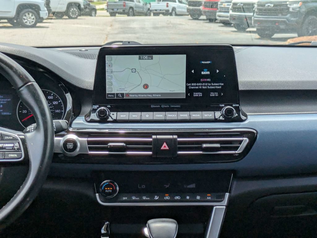 Used 2023 Kia Seltos S w/ Navigation Package FWD image 18