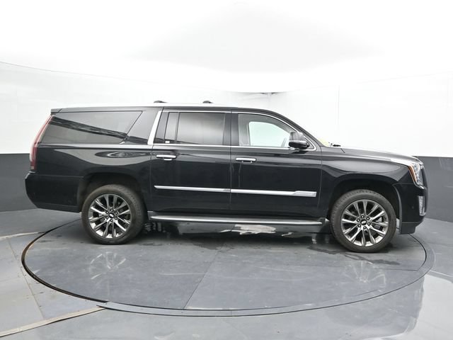Used 2018 Cadillac Escalade ESV Premium Luxury AWD/4WD image 4